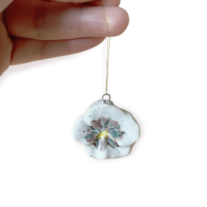 KERAMIK - STEDMODERBLOMST - HVID/LYS LILLA (STOR)